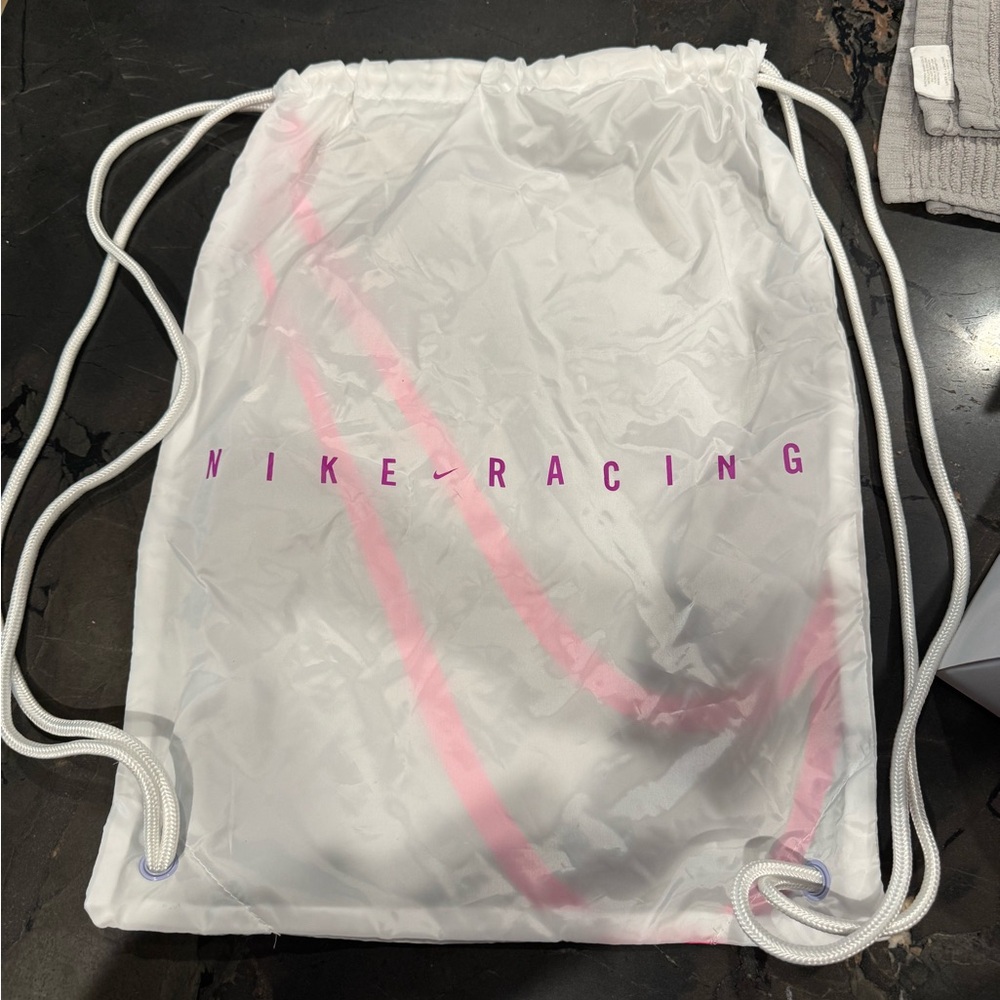Nike White and Pink Athletic Shoes - Picture 3 of 5